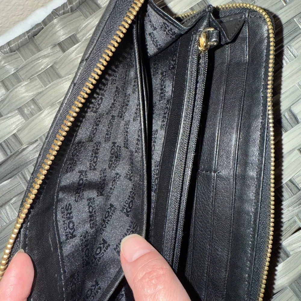 Michael Kors Quilted Black Leather Accordion Zip Wallet Organizer- Gold Accents - Picture 5 of 15